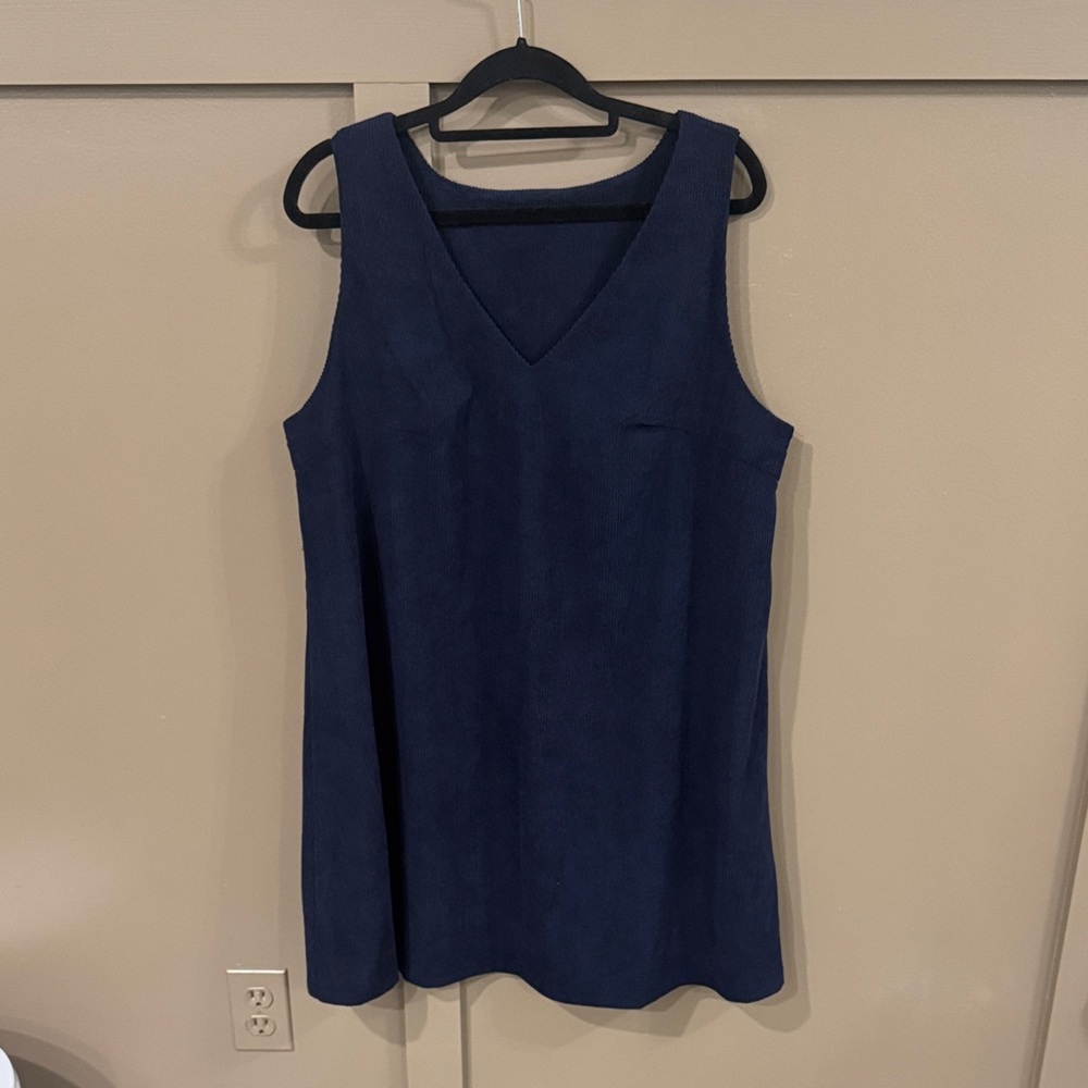 SHEIN Curve Navy Garment